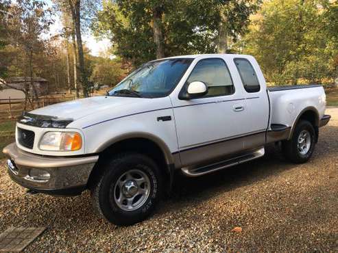 SHARP ‘97 Ford F-150 Lariat for sale in Crossville, TN