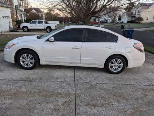 2012 Nissan Altima - cars & trucks - by owner - vehicle automotive... for sale in Magnolia, NJ