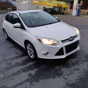 2012 Ford Focus SEL for sale in Saint Clair, PA