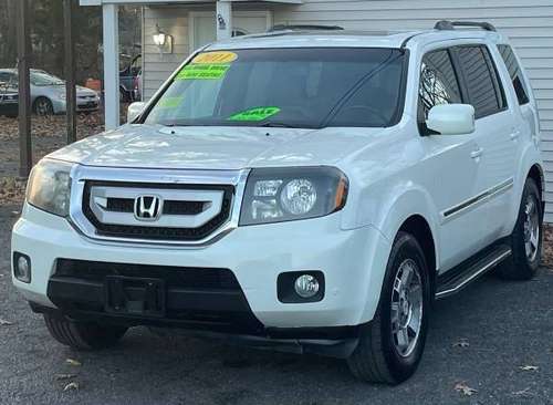 2011 Honda Pilot Touring, 4X4 Fully loaded - - by for sale in Attleboro, RI