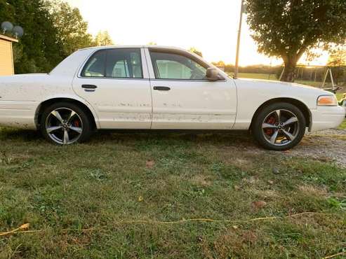 2006 crown Vic police for sale in Shawanee, TN