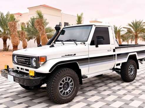 Fully restored 1995 Toyota Land Cruiser 70 Series for sale in Palm Desert , CA