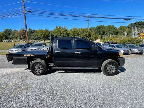 2015 Nissan Titan SV Flat Bed Looks and Drives like New! - cars & for sale in Marion, NC