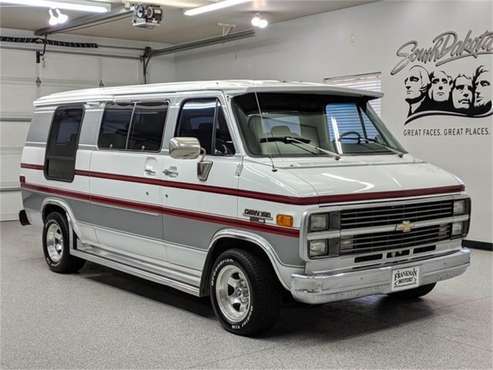 1984 Chevrolet G20 for sale in Sioux Falls, SD