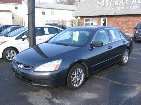 2004 Honda EX sedan, 4, sunroof, leather, 120k, Clean! - cars &... for sale in Warren, RI