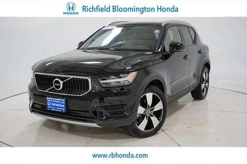 2019 Volvo XC40 T5 AWD Momentum Black Stone for sale in Richfield, MN