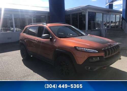 2016 Jeep Cherokee 4WD 4D Sport Utility/SUV Trailhawk - cars & for sale in Saint Albans, WV