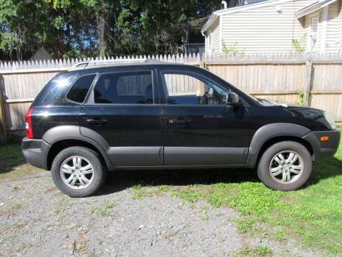 2006 Hyundai Tucson 4x4 for sale in Rochester , NY