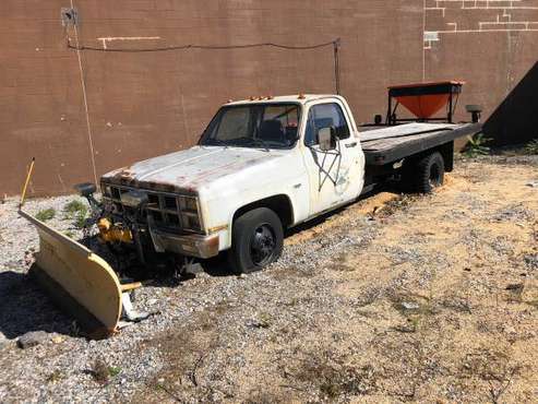 1983 GMC 2500 1 ton Truck - cars & trucks - by owner - vehicle... for sale in Brogue, PA