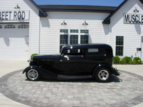 1933 Ford Sedan for sale in Newark, OH