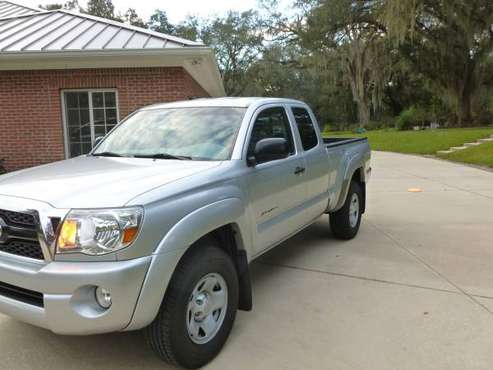2011 Toyota Tacoma SR5 Prerunner - cars & trucks - by owner -... for sale in Tallahassee, FL