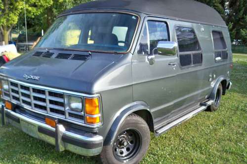 1989 Dodge Xplorer Camper Van 318, 3/4ton for sale in Orrville, OH