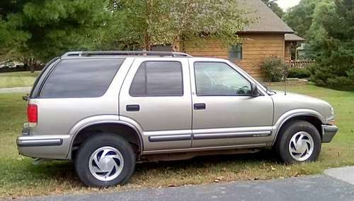 1998 Chevy Blazer for sale in Collinsville, IL