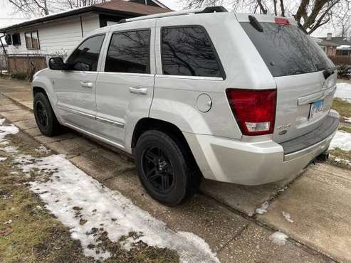 Jeep Cherokee Overland 4x4 2007 for sale in Calumet City, IL