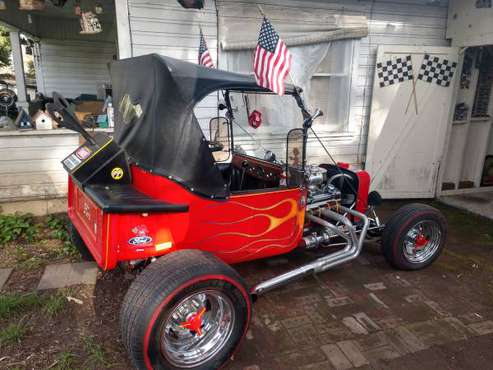 Classic 1923 Ford Model T Glass for sale in Grants Pass, OR