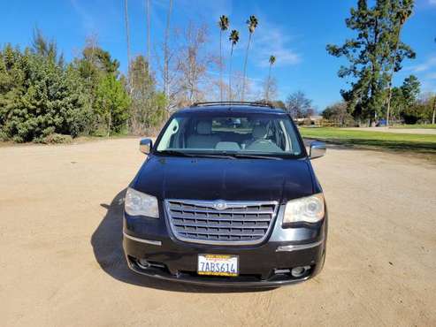 2008 Chrysler Town & County LIMITED - - by dealer for sale in Van Nuys, CA