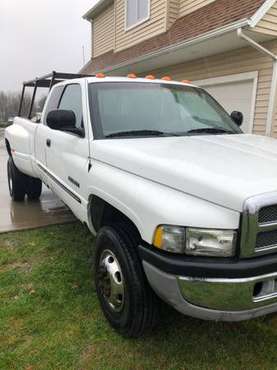 2001 Dodge 3500 4x4 Cummins diesel LOW MILES - cars & trucks - by... for sale in Brunswick, OH