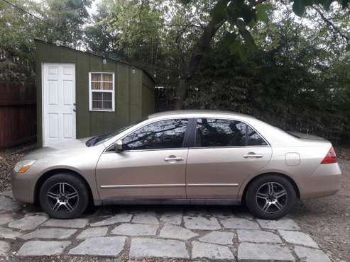 2006 Honda Accord LX $3000 OBO - cars & trucks - by owner - vehicle... for sale in Austin, TX