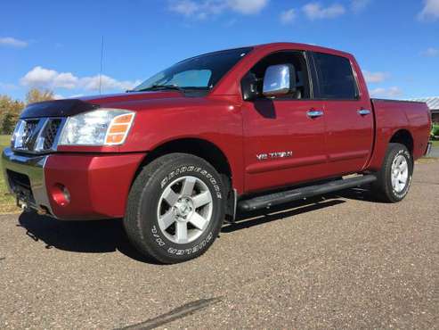2005 Nissan Titan LE Crewcab 4x4 V-8, 1-owner for sale in Clayton, MN