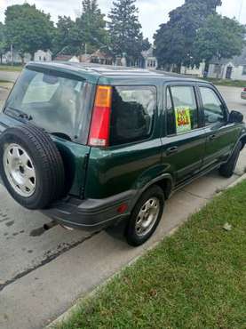 2000 Honda sport utility vehicle runs great $2000 firm - cars &... for sale in milwaukee, WI