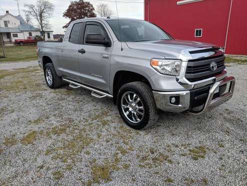 2014 Toyota Tundra Silver SR5 4WD for sale in Upper Sandusky, OH