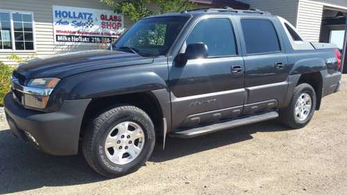 2004 Chevrolet Avalanche 1500 Crew Cab 4WD Z71 for sale in Parkers Prairie, MN