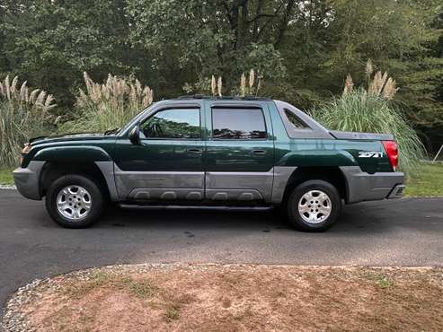 2002 Chevy Avalanche 4x4 for sale in Macon, GA
