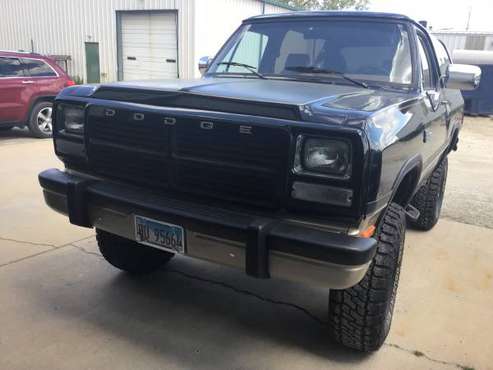 92 dodge Ramcharger for sale in Montgomery, IL