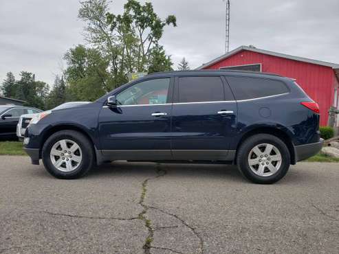 2011 Chevy Traverse LT - V6 - 3rd Row Seating- FWD for sale in Croswell, MI