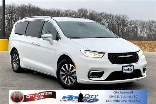 2021 Chrysler Pacifica Touring-L for sale in Columbia City, IN