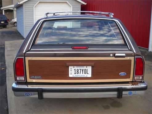 1984 Ford Crown Victoria for sale in Ashland, OH