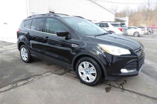 2014 BLACK FORD ESCAPE SE - - by dealer - vehicle for sale in Rochester , NY