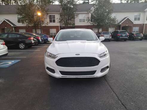 Selling 2016 Ford Fusion SEL with Backup Camera, - cars & trucks -... for sale in Lenoir City, TN