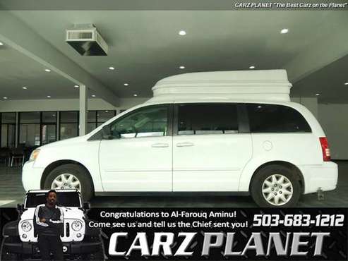 2010 Chrysler Town & Country POP UP CAMPER SUPER RARE CHRYSLER TOWN A for sale in Gladstone, OR