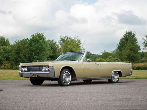 For Sale at Auction: 1965 Lincoln Continental for sale in Auburn, IN