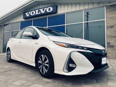 2017 Toyota Prius Prime Electric Advanced Hatchback - cars & trucks... for sale in Bend, OR