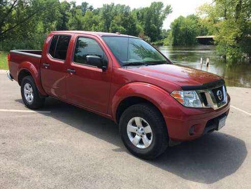 2013 Nissan Frontier 4x4 for sale in Montevideo, MN