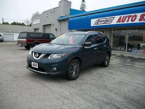 2016 Nissan Rogue SL AWD PRICE REDUCED!! for sale in STURGEON BAY, WI