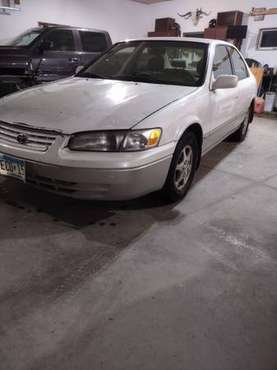 1999 Toyota Camry LE for sale in Pennock, MN