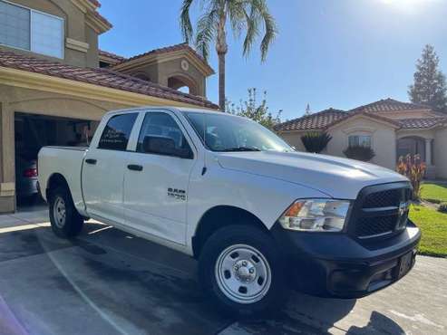 2014 RAM 1500 pickup tradesman 4x4 4dr crew cab 1owner - cars & for sale in Fresno, CA