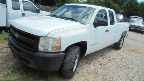 2011 Chevrolet 1500 Extended Cab 5.3 V-8 Auto 4X4 for sale in Lancaster, TX