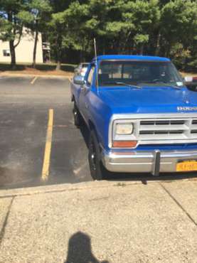 1990 Dodge Ram d-150 pick up truck for sale in Blue Point, NY