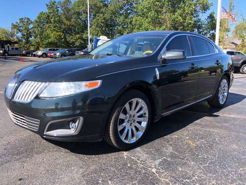 Very Nice! 2010 Lincoln MKS! Sharp! Loaded! for sale in Ortonville, OH