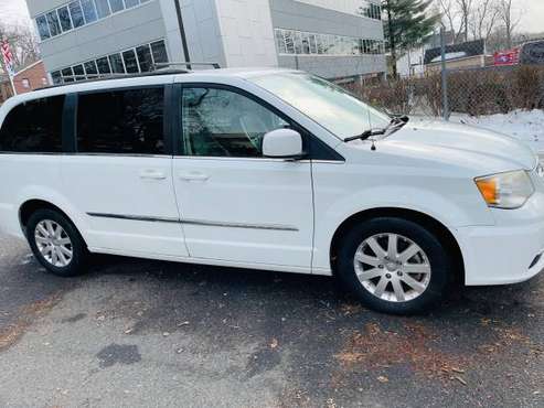 2014 Chrysler Town and Country for sale in Englewood, NJ