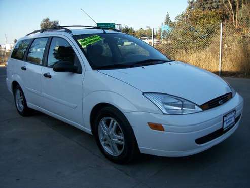 **2000 Ford Focus Wagon **Gas Saver*1-Owner* Looks & Runs Great -... for sale in Modesto, CA