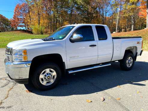 2013 Chevrolet Silverado 2500HD LT Extended Cab 4WD for sale in NH