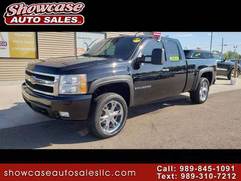 GREAT DEAL!! 2008 Chevrolet Silverado 1500 4WD Ext Cab 143.5" LT w/1LT for sale in Chesaning, MI