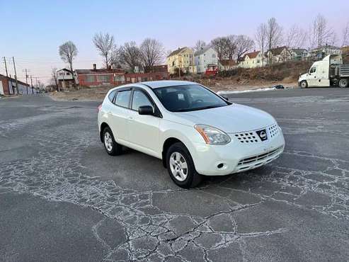 Nissan Rogue 2008 AWD RUNS PERFECT for sale in New Britain, CT