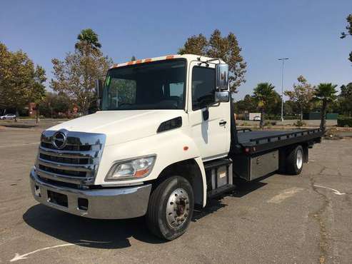 2014 HINO 258A 21' CENTURY ROLLBACK TOW TRUCK **CARB COMPLIANT** -... for sale in Fairfield, CA
