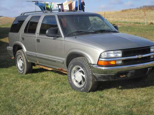 1998 Chevy Blazer For Sale - cars & trucks - by owner - vehicle... for sale in Woodman, IA